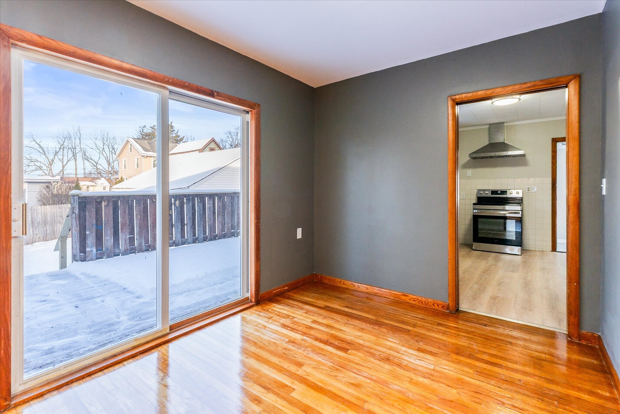 Building Photo - 32 Deland Park B