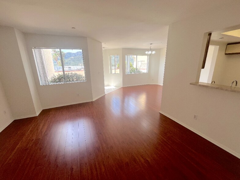 Building Photo - 3119 Foothill Blvd