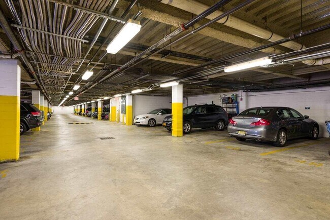 Building Photo - 650 2nd St