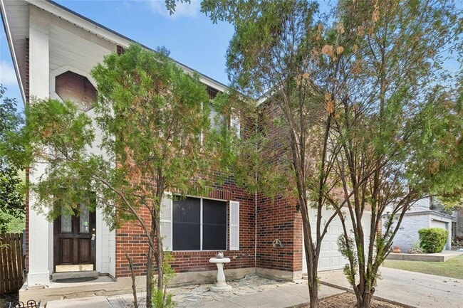 Building Photo - 1614 Alazan Cove