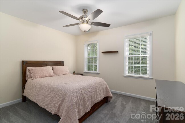 Building Photo - 16647 Greenfarm Rd