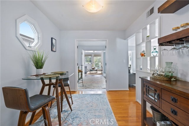 Building Photo - 208 W Avenida De Los Lobos Marinos