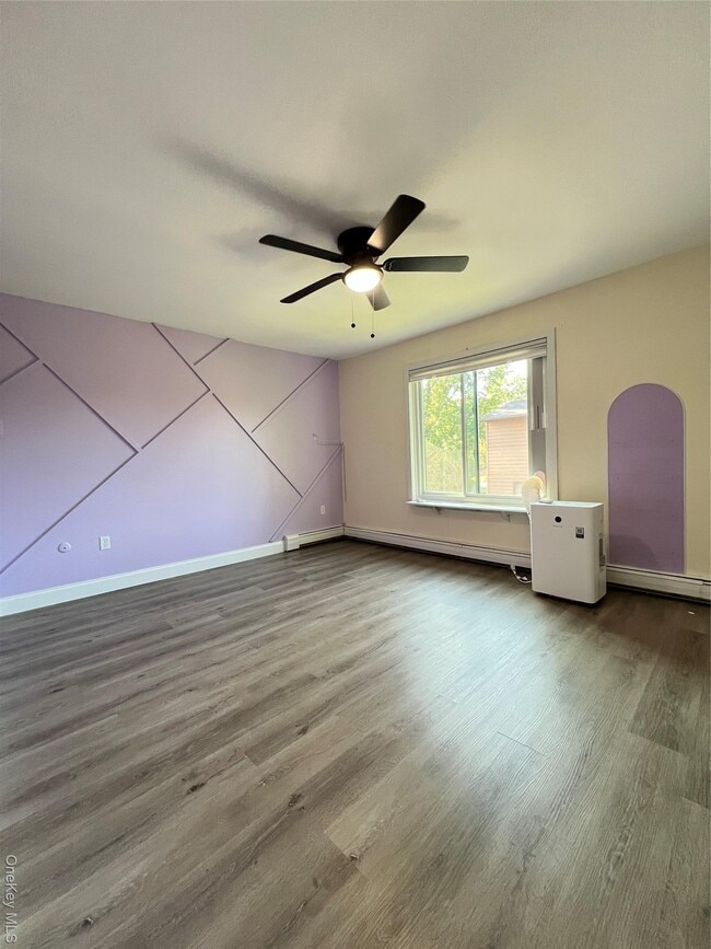 Building Photo - 6 Hilltop Cir