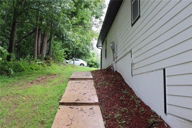 Building Photo - 4424 Nohl Crest Dr
