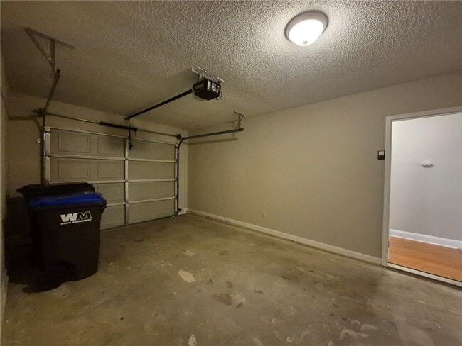 Building Photo - 3232 Glenloch Pl