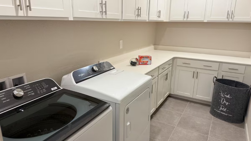 Building Photo - 2925 Fairbanks St