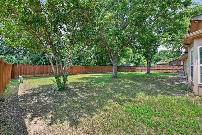Building Photo - 2908 Mistywood Ln