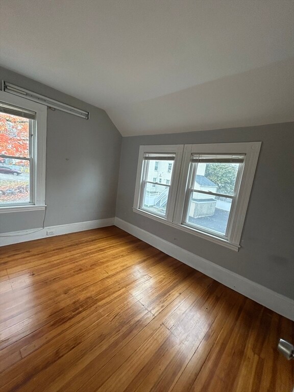 Building Photo - 2 Grout Ct