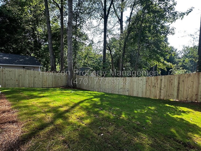 Building Photo - 2674 Fairlane Dr