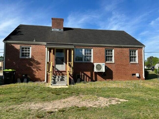Building Photo - 1230 Dabney Dr