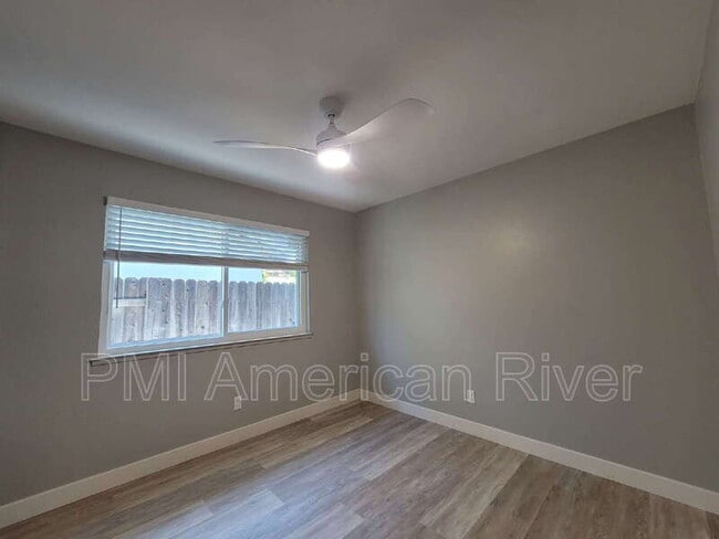 Building Photo - 9275 Defiance Cir