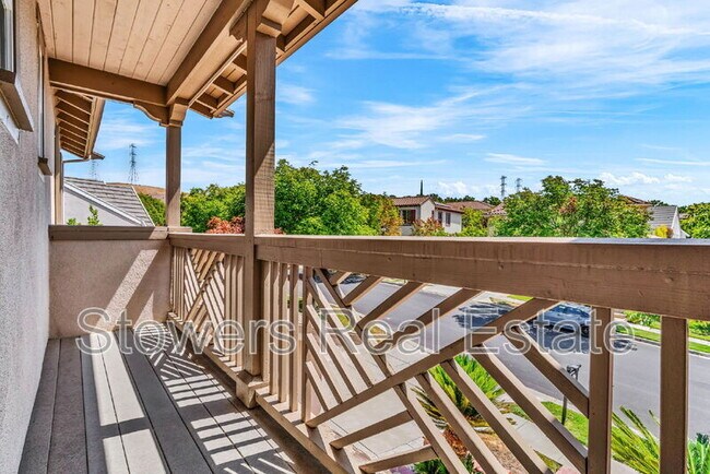 Building Photo - 1709 Campanula Dr