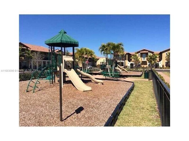 Building Photo - 950 SW 147th Ave