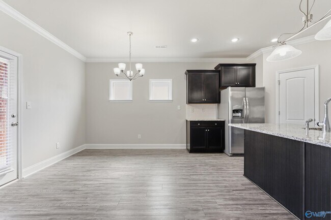 Building Photo - 121 Balboa Rd