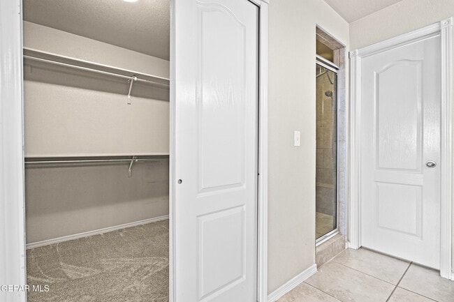 Building Photo - 3261 Garden Point Dr