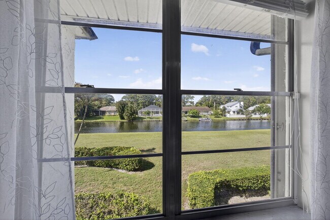 Building Photo - 12001 Poinciana Blvd