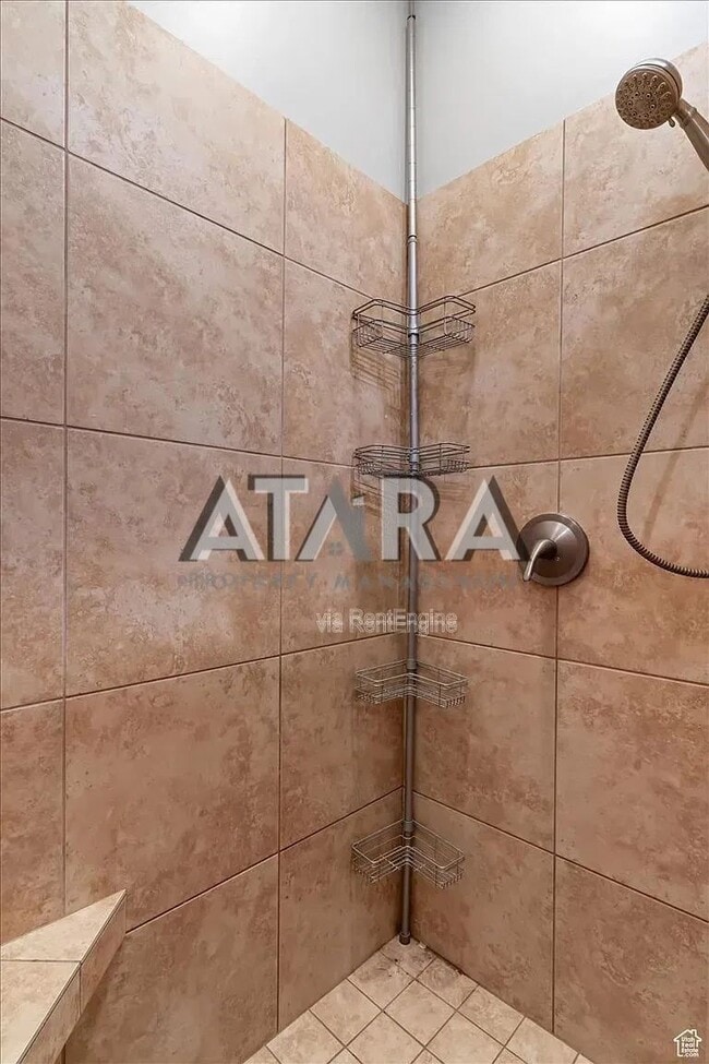 Building Photo - 154 W 1100 N