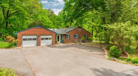 Building Photo - 5901 Ridgewood Rd