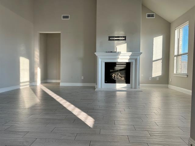 Building Photo - 2732 Spg Crk Trl