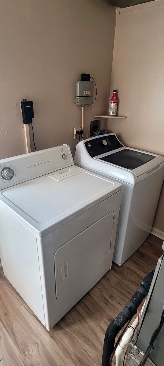 Building Photo - 9728 Country Way Rd