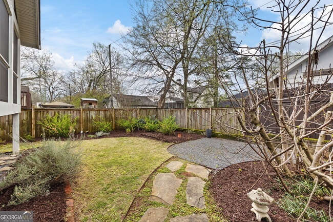 Building Photo - 193 Feld Ave