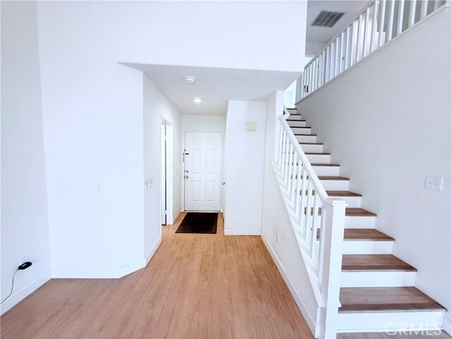 Building Photo - 1250 Kinnow Ct