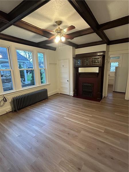 Building Photo - 208 E College St