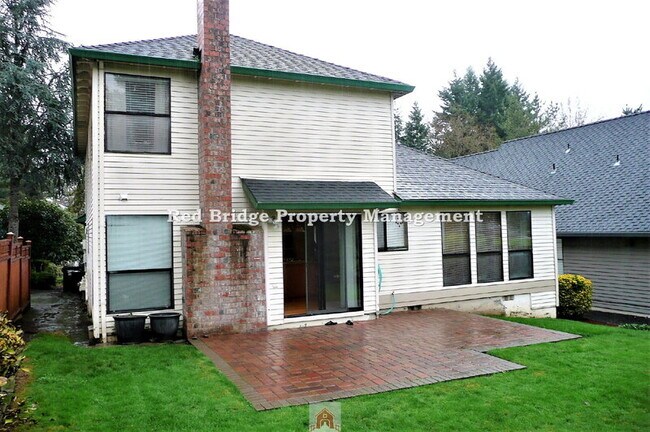 Building Photo - 19840 NW Quail Hollow Dr
