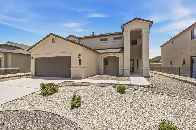Building Photo - 14724 Tierra Fortaleza Ave