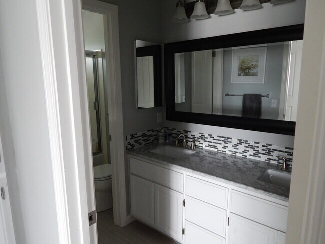 Guest Bathroom - 1863 Blackwood Common