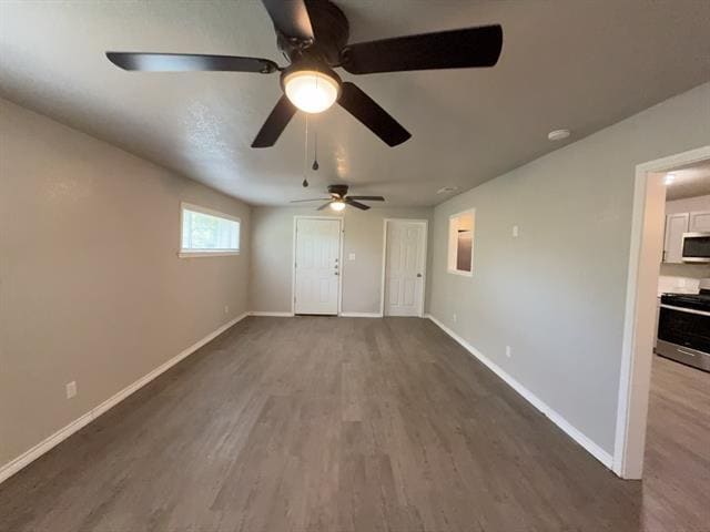 Building Photo - 3316 Shorewood Dr