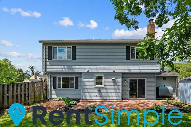 Building Photo - 2143 Maleady Dr