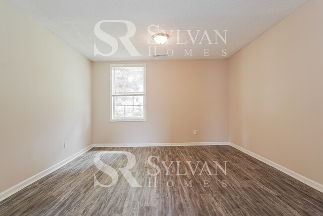 Building Photo - The Lifestyle You Deserve.