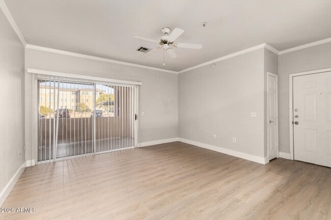 Building Photo - 5401 E Van Buren St