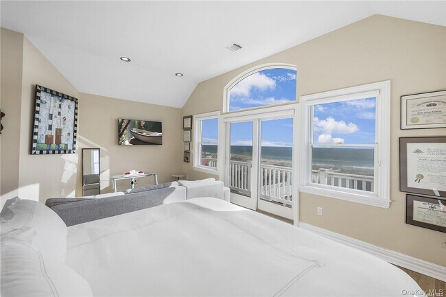 Building Photo - 771 Dune Rd