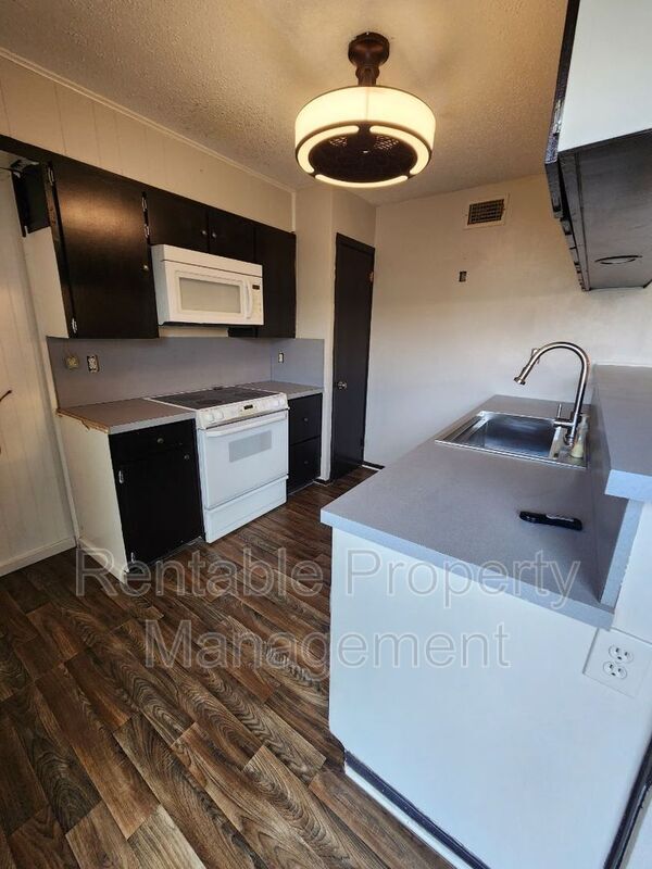 Building Photo - 6238 Wheaton Dr