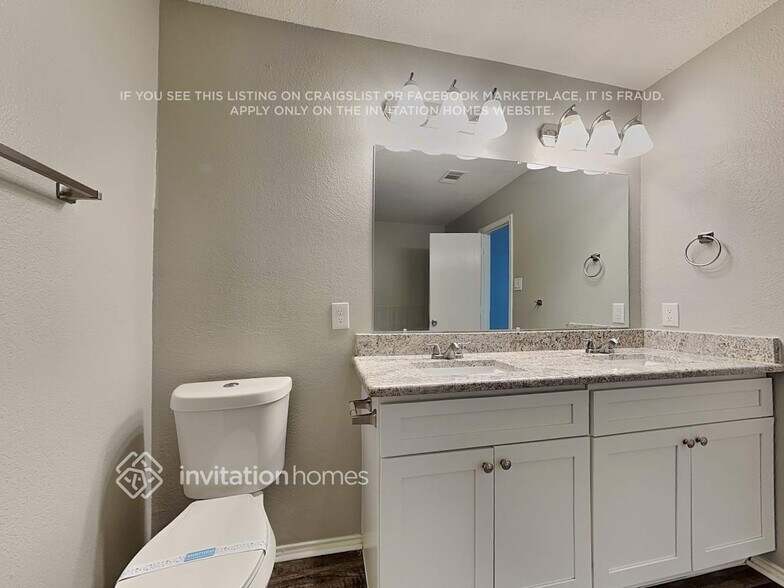 Building Photo - 7914 Modesto Dr