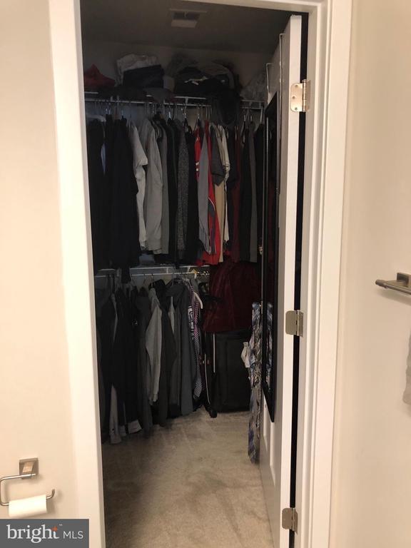 Building Photo - 6212 Editors Park Dr