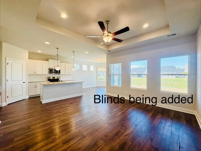 Building Photo - 2422 Capri Ct