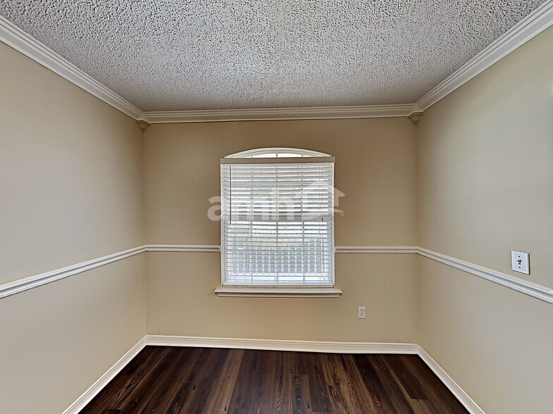 Building Photo - 2712 Taylor Hill Dr