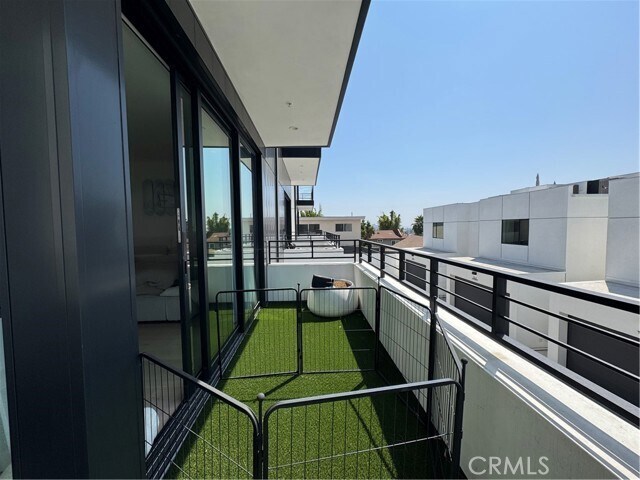 Building Photo - 764 N Arthur Rd