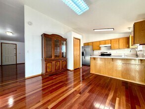 Building Photo - Cozy Ranch on Flag Lot~ Gleaming Hardwood ...