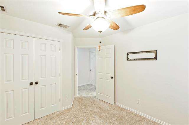 Building Photo - 17007 Vinland Dr