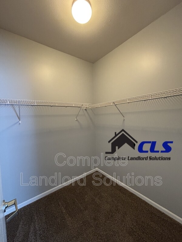 Building Photo - 1400 North Ave