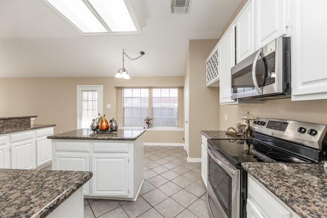 Building Photo - 4523 Wavertree Dr