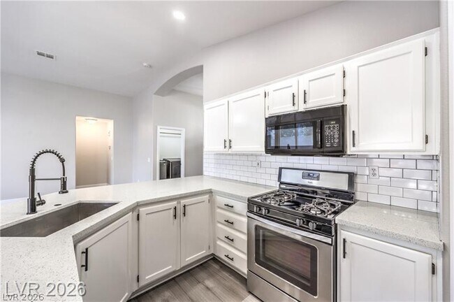 Building Photo - 7841 Odysseus Ave