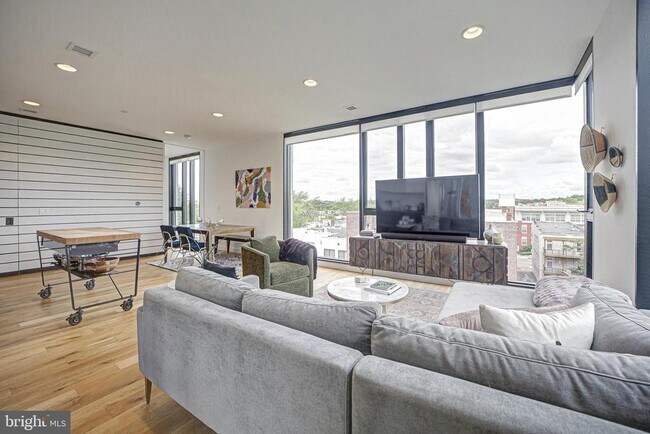 Building Photo - 57 N St NW