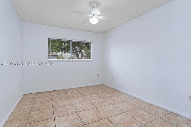 Building Photo - 7403 SW 152nd Ave