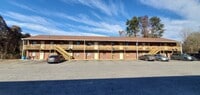 Building Photo - 3011 Broadbay Dr