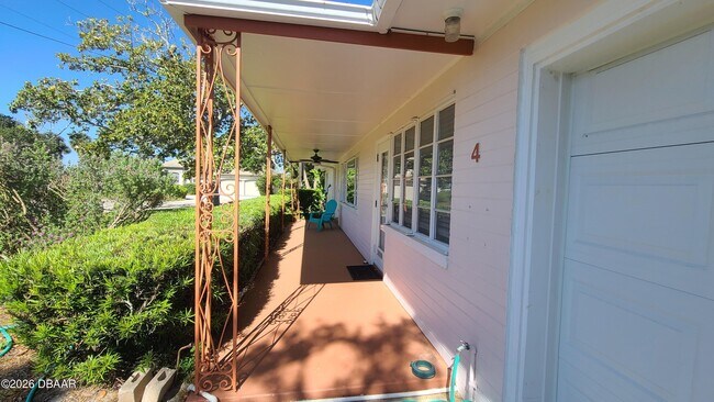 Building Photo - 4 Pleasant View Cir
